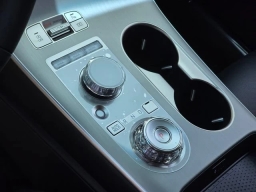 Genesis GV70 2.5T AWD 2026