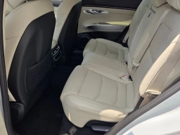 Genesis GV70 2.5T Select AWD 2026