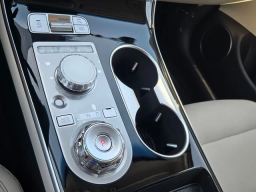 Genesis GV70 2.5T AWD 2026