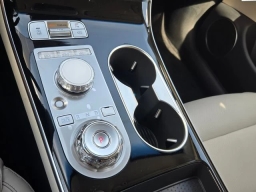 Genesis GV70 2.5T AWD 2026