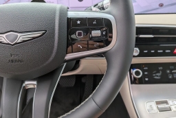 Genesis GV70 2.5T Select AWD 2026