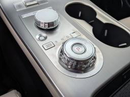 Genesis GV70 2.5T Select AWD 2026