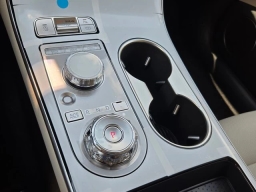 Genesis GV70 2.5T AWD 2026