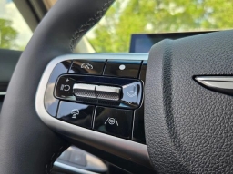 Genesis GV70 2.5T Select AWD 2026