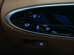 Genesis GV70 2.5T Advanced AWD 2026