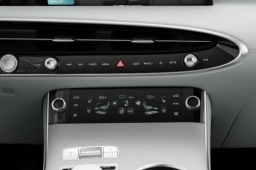 Genesis GV70 2.5T Advanced AWD 2026