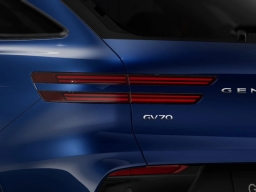 Genesis GV70 2.5T Advanced AWD 2026