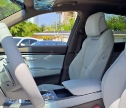 Genesis GV70 2.5T Advanced AWD 2026