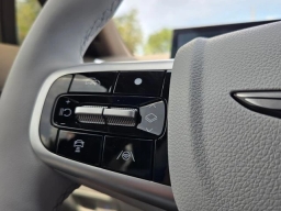 Genesis GV70 2.5T Advanced AWD 2026