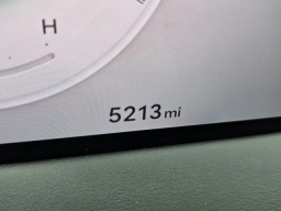 Genesis GV70 2.5T Advanced AWD 2026