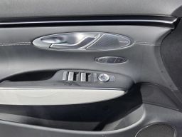 Genesis GV70 2.5T Advanced AWD 2026