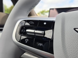 Genesis GV70 2.5T Advanced AWD 2026