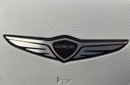 Genesis GV70 2.5T Advanced AWD 2026