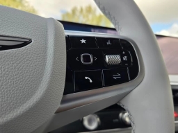 Genesis GV70 2.5T Advanced AWD 2026