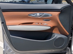 Genesis GV70 2.5T Advanced AWD 2026