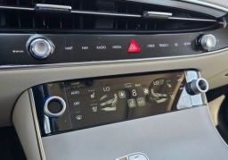 Genesis GV70 2.5T Advanced AWD 2026