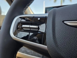 Genesis GV70 2.5T Advanced AWD 2026