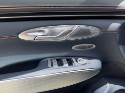 Genesis GV70 2.5T Sport Prestige AWD 2026