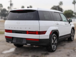 Hyundai Santa Fe Hybrid SE FWD 2026