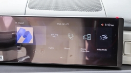 Hyundai Santa Fe Hybrid SE FWD 2026