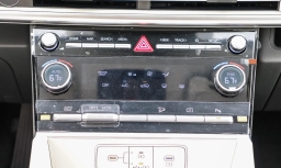 Hyundai Santa Fe Hybrid SE FWD 2026