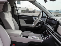 Hyundai Santa Fe Hybrid SE FWD 2026