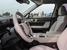 Hyundai Santa Fe Hybrid SE FWD 2026