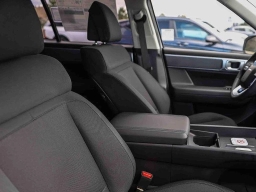 Hyundai Santa Fe Hybrid SE FWD 2026