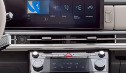 Hyundai Santa Fe Hybrid SE FWD 2026