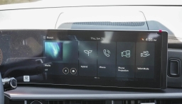Hyundai Santa Fe Hybrid SE FWD 2026