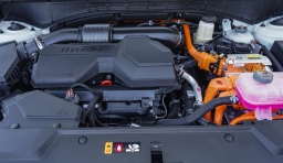 Hyundai Santa Fe Hybrid SE FWD 2026