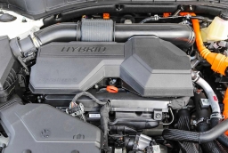Hyundai Santa Fe Hybrid SE FWD 2026