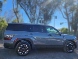 Hyundai Santa Fe SE FWD 2026