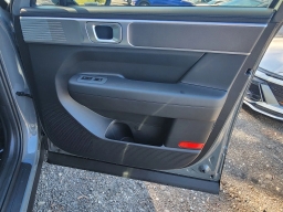 Hyundai Santa Fe SE FWD 2026