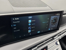 Hyundai Santa Fe SE FWD 2026