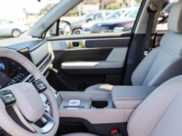 Hyundai Santa Fe SE FWD 2026