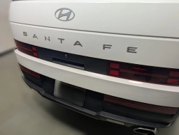 Hyundai Santa Fe SE FWD 2026