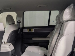Hyundai Santa Fe SE FWD 2026