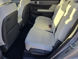 Hyundai Santa Fe SE FWD 2026
