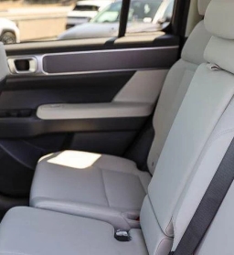 Hyundai Santa Fe SE FWD 2026