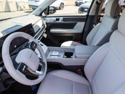 Hyundai Santa Fe SE FWD 2026