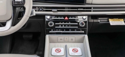 Hyundai Santa Fe SE FWD 2026