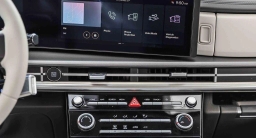 Hyundai Santa Fe SE FWD 2026