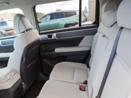 Hyundai Santa Fe SE FWD 2026