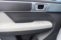 Hyundai Santa Fe SE FWD 2026