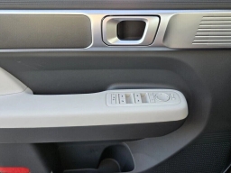 Hyundai Santa Fe SE FWD 2026