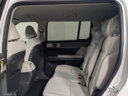 Hyundai Santa Fe SE AWD 2026