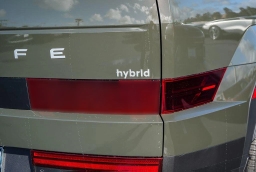 Hyundai Santa Fe Hybrid SEL FWD 2026
