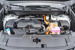 Hyundai Santa Fe Hybrid SEL FWD 2026