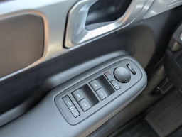 Hyundai Santa Fe SEL FWD 2026